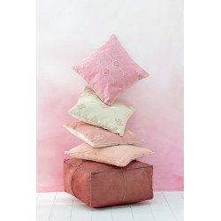 POUF POILS DE VACHE CU ROUGE